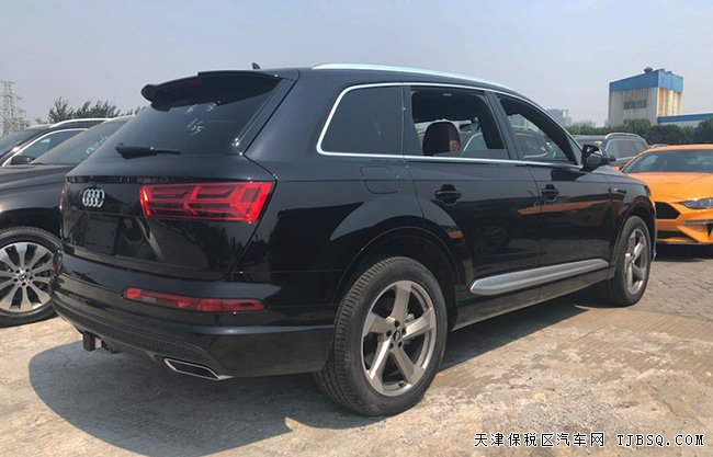 2019款奥迪Q7加规版 20轮/S-line包/BOSE音响现车62万