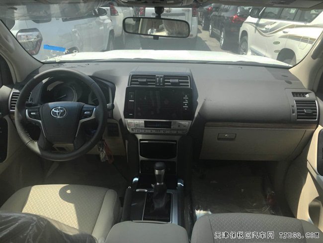 19款丰田霸道2700中东版 9气囊/18轮/天窗/后挂现车49万