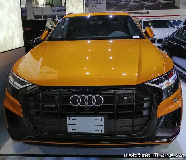 19款奥迪Q8加规版 22轮/BO音响/黑耀包/驾辅现车79.5万