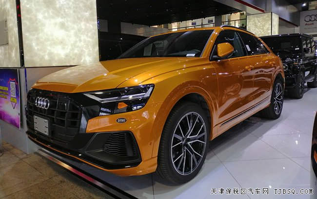 19款奥迪Q8加规版 22轮/BO音响/黑耀包/驾辅现车79.5万