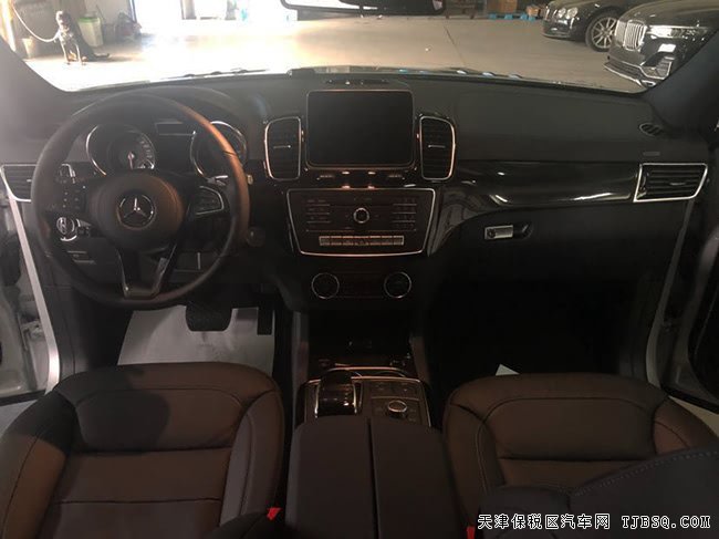 2019款奔驰GLS450加规版七座SUV 现车优惠起航