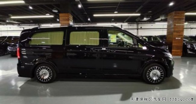平行进口车19款奔驰V250加长版 2.0T现车优惠巨献