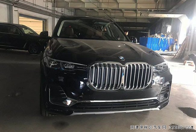 平行进口19款宝马X7美规版 21轮/6座/全景天窗现车90万