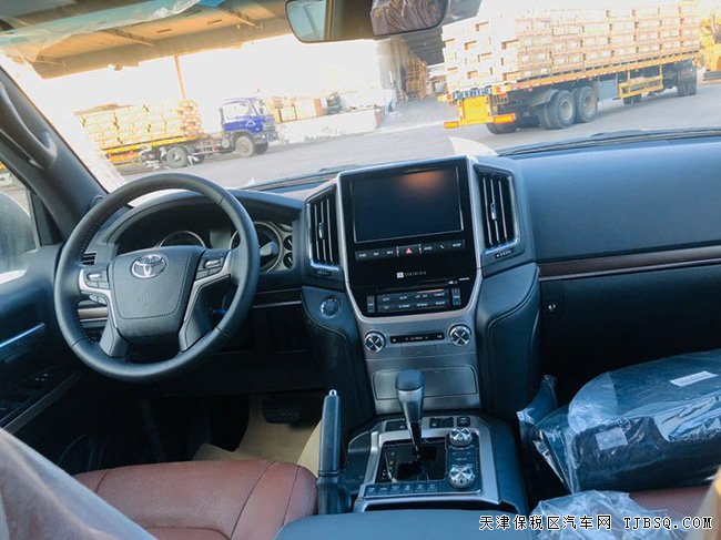 19款丰田酷路泽5700中东版 20轮/遥启/GTS包围现车116万
