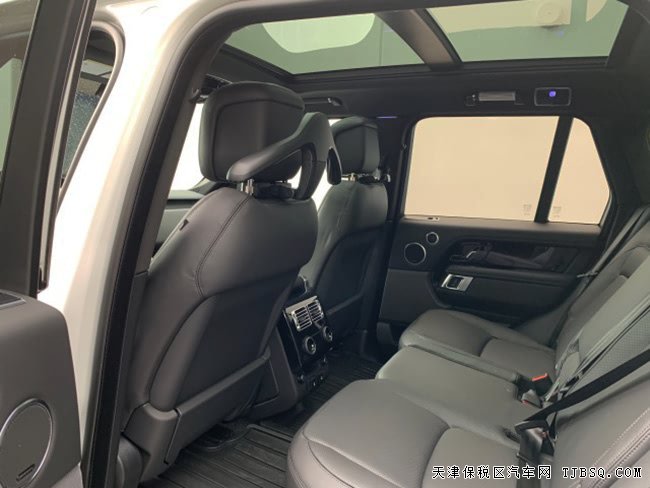 19款路虎揽胜3.0T行政版 天津港现车热卖优惠专享