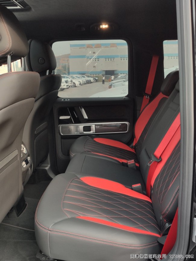 2019款奔驰G63AMG欧规版 22轮/双拼内饰/国六现车304万