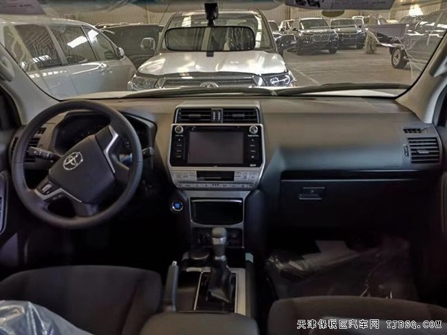 2019款丰田霸道3000中东版 18轮/LED大灯/后挂现车46万