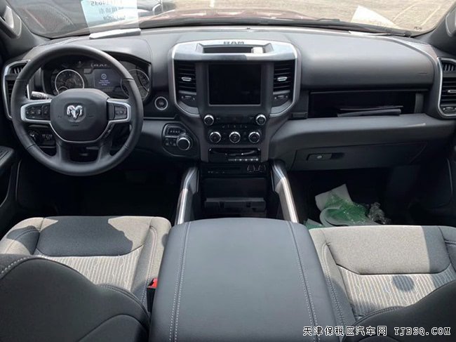 19款道奇公羊5.7L大角牛 灯包/二级包/全景现车40.5万