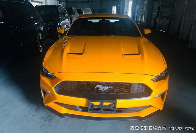 2019款福特野马加规版 18轮/真皮座椅/氙灯现车31.5万