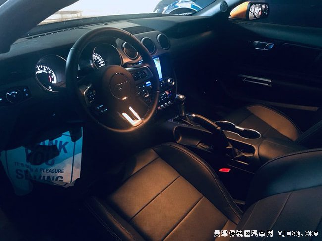 2019款福特野马加规版 18轮/真皮座椅/氙灯现车31.5万