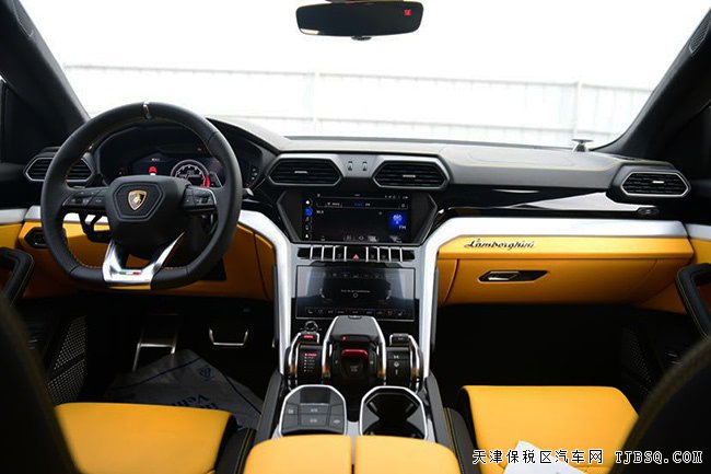 2019款兰博基尼Urus加规版 4座/23轮/BO音响现车338万