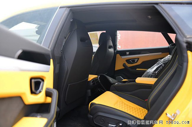 2019款兰博基尼Urus加规版 4座/23轮/BO音响现车338万