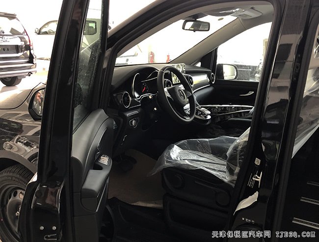 20款奔驰V250中东版 七座手续/17轮/双电动门现车43万