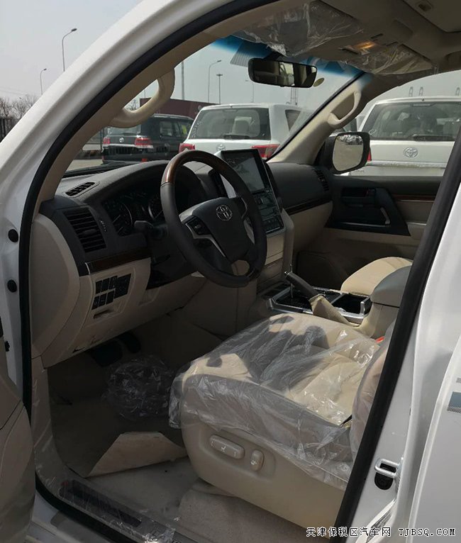 19款丰田酷路泽4600中东版 8气囊/18轮/天窗现车89.8万