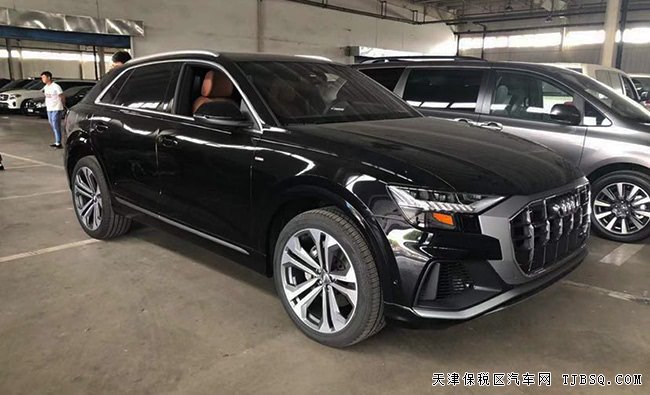 平行进口19款奥迪Q8加规版 22轮/BO/驾辅包现车80.8万