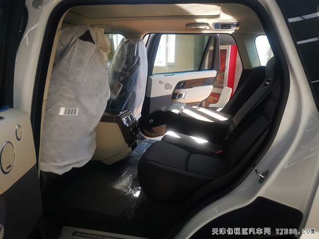 19款路虎揽胜3.0T加长版 20轮/二代/825W音响现车129万