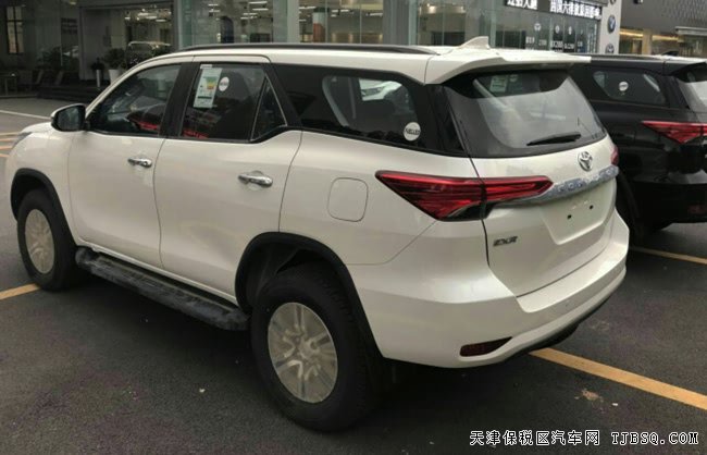 2019款丰田穿越者2700中东版 7座现车优惠专享