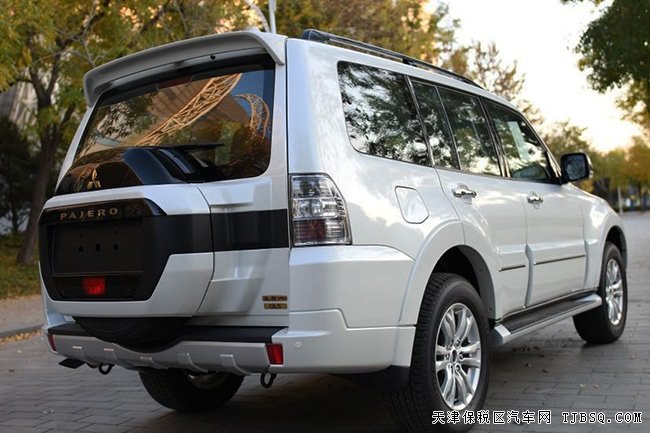 2019款三菱帕杰罗V97中东版 全路况越野优惠起航
