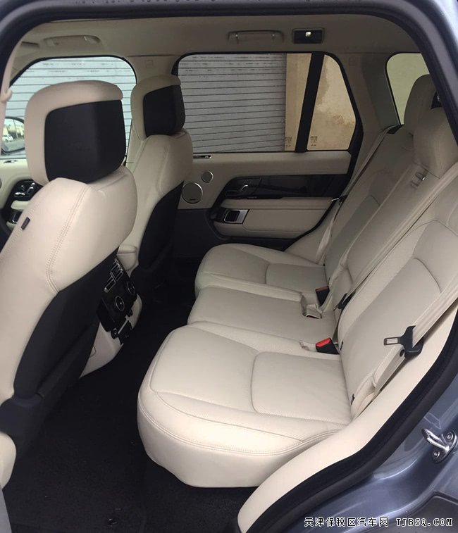 平行进口路虎揽胜3.0T行政版 19款美规版现车109万劲惠