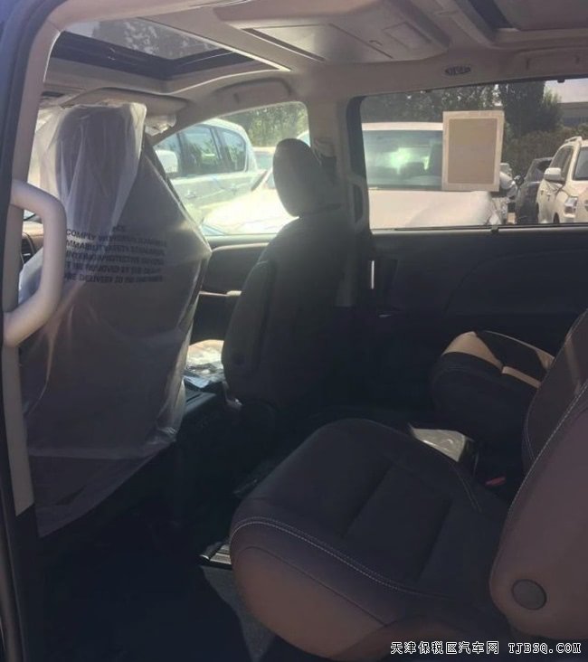 20款丰田塞纳3.5L四驱顶配版 雷测/双天窗现车57万优购