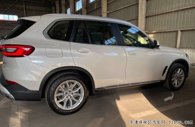 2020款宝马X5墨西哥版 19轮/LED大灯/全景天窗现车65万