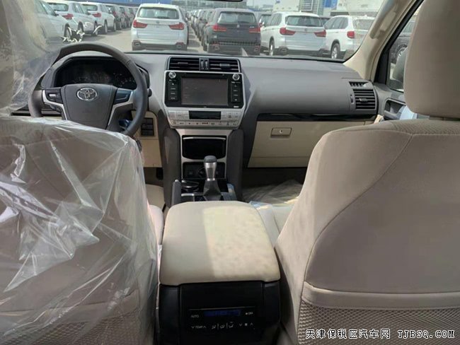 19款丰田普拉多2700中东版 18轮/天窗/后挂现车45.5万