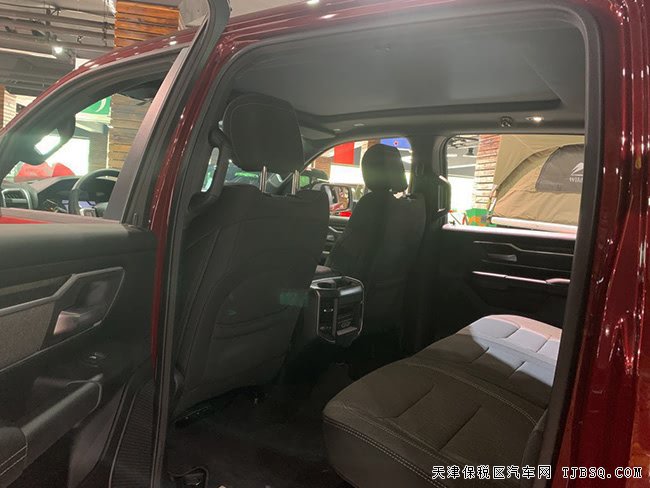 19款道奇公羊5.7L加规版大角牛 灯包/二级包现车42.5万