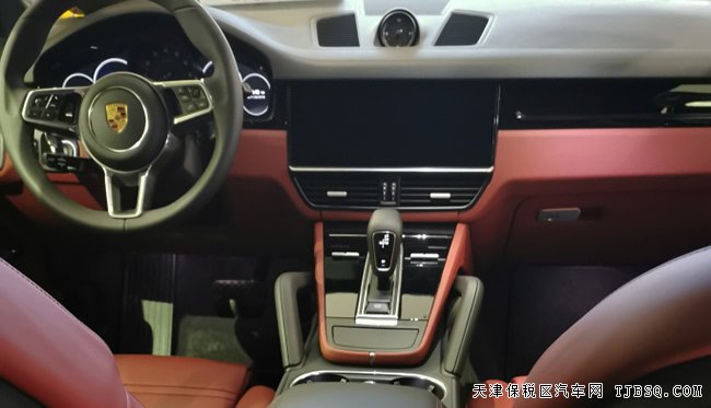 2019款保时捷卡宴加规版 21轮/大豪华包/环影现车96万
