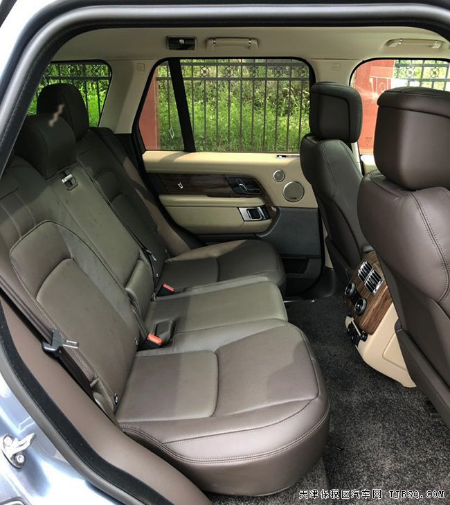 19款路虎揽胜3.0T行政版 HSE/视觉包/驾辅包现车111万