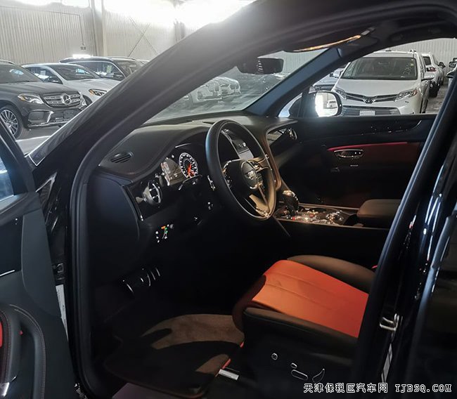 19款宾利添越4.0T汽油版 城市包/城市包/21轮现车260万
