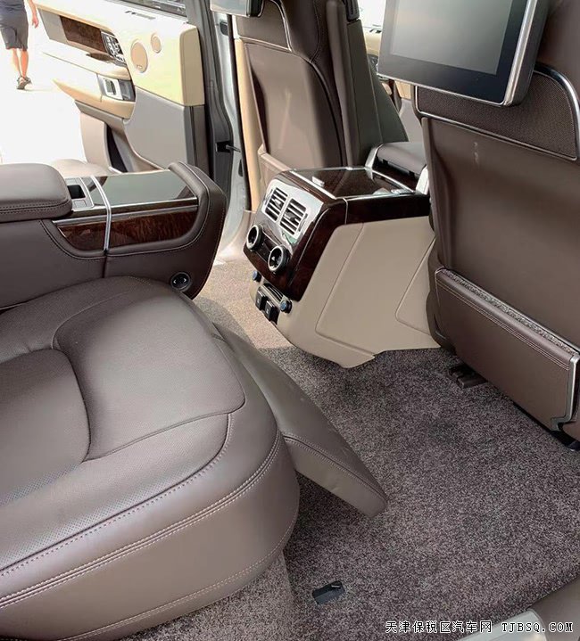 2019款路虎揽胜5.0T创世加长 1700W/21轮/雷测现车230万