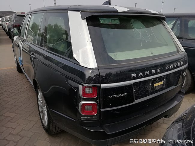 2019款路虎揽胜3.0T加长版 20轮/二代/电吸门现车119万