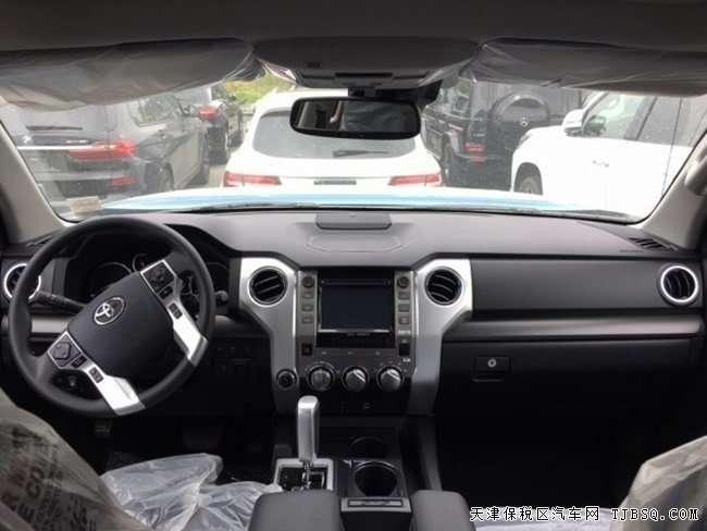 2019款丰田坦途SR5加规版 18轮/天窗/LED大灯现车43.5万