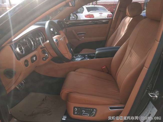 ƽн18ɳV8Sŷ 4.0TŻݳ