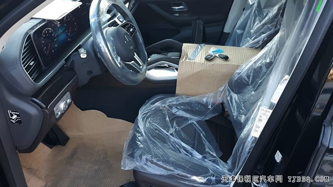 2020款奔驰GLS450美规版 19轮/6座/环影/全景现车104万