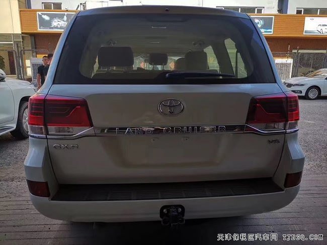 2019款丰田酷路泽4000中东版 18轮/7座/冰箱现车62.5万