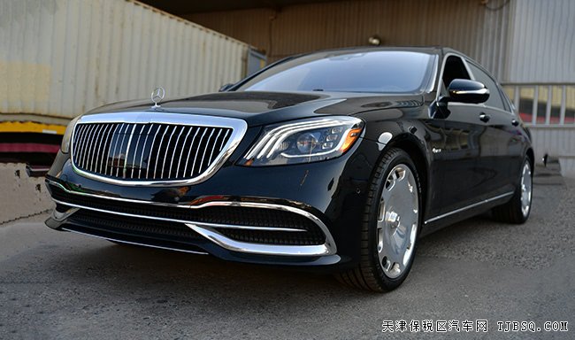 2019款奔驰迈巴赫S560加规版 天津港现车优惠来袭