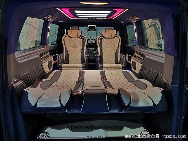 19款奔驰V250墨西哥版 17轮/小桌板/航空座椅现车70万