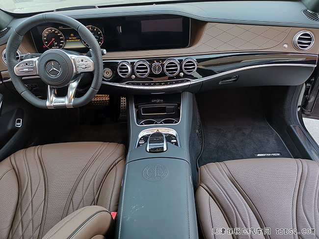 2018款奔驰S63AMG加规版 独家包/豪华座椅包现车188万