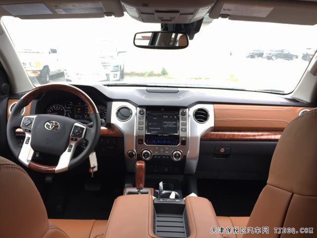 2019款丰田坦途1794版 20轮/天窗/自适应巡航现车51万