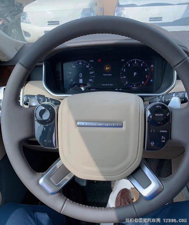 19款路虎揽胜5.0T创世加长版 1700W音响/雷测现车228万