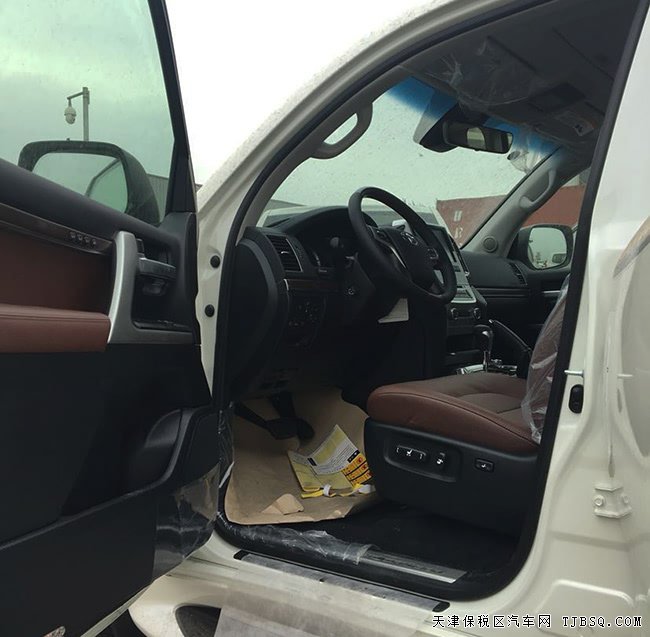 2019款丰田酷路泽5700中东版 平行进口优惠促销