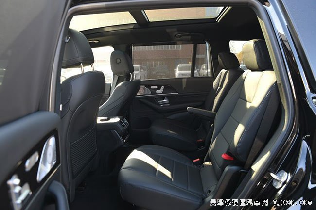 20款奔驰GLS450加规版 21轮/6座/豪华包/暗夜现车118万