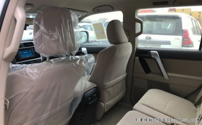 19款丰田普拉多2700中东版 17轮/7座/底挂现车40万钜惠