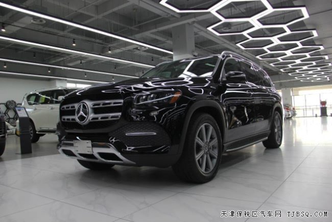 2020款奔驰GLS450美规版 6座/20轮/环影/全景现车101万