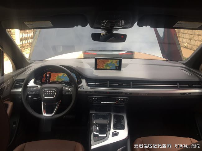 2019款奥迪Q7加规版 20轮/环影/动态包/驾辅现车69.5万