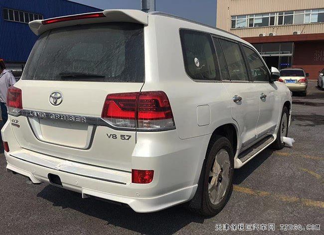 19款丰田酷路泽5700中东版 12气囊/20轮/GTS现车117.5万