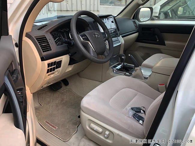 2020款丰田酷路泽4000中东版 17轮/后挂/冰箱现车66万