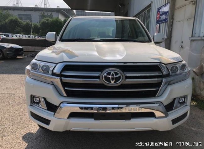 2019款丰田酷路泽4500中东版 7座/8气囊/KDSS现车110万