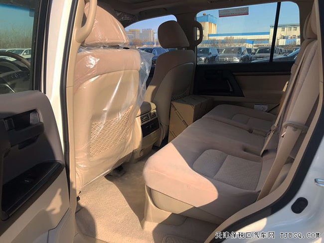 19款丰田酷路泽4000中东版 20轮/GT包围/天窗现车68.5万